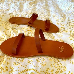Beek Womens Flat Heel Two Front Straps Slide Sandal Brown Leather Sz 9